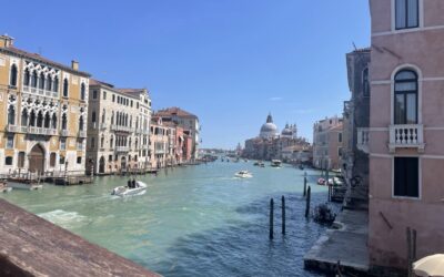 Una guida turistica a Venezia